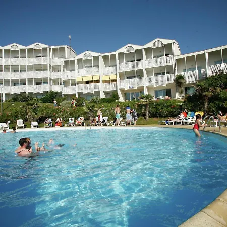 With A View On The Pool Or Near Boyard דירה פוראס